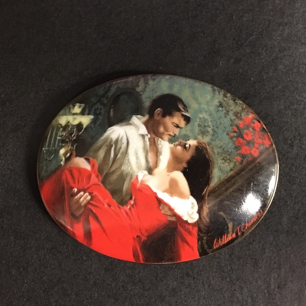 1992 "Scarlett and Rhett" by W Chambers music box